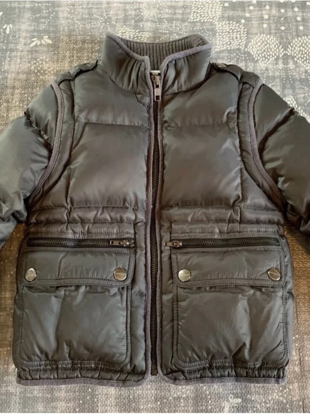 Burberry Children Unisex Gunmetal Grey Detachable Sleeve Down Puffer Jacket 3-4Y